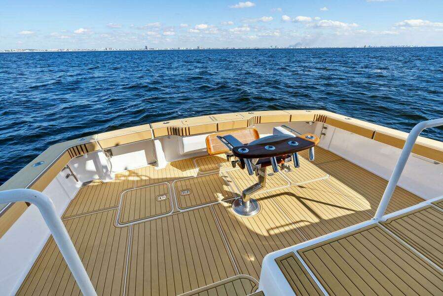 2002 Viking 65 Convertible 'Cajun Queen'