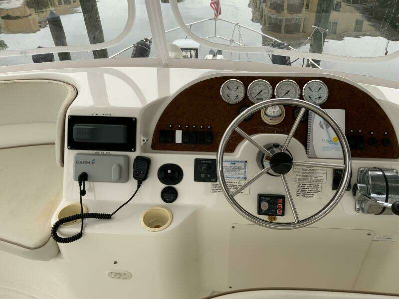 2007 Silverton 33 Convertible