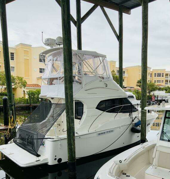 2007 Silverton 33 Convertible