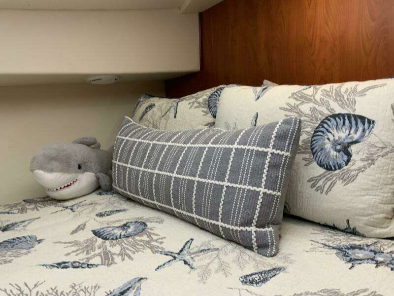 2007 Silverton 33 Convertible