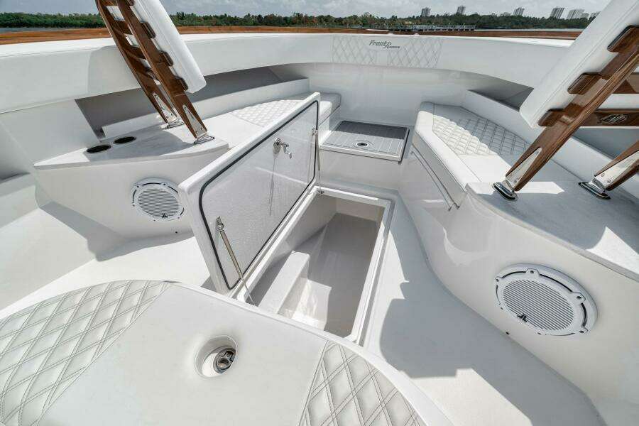 2024 Front Runner 47 CC