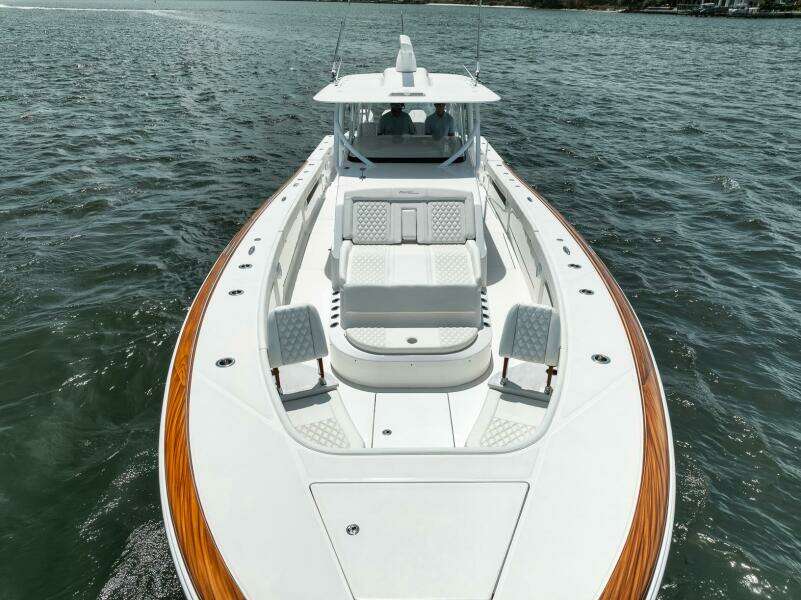 2024 Front Runner 47 CC