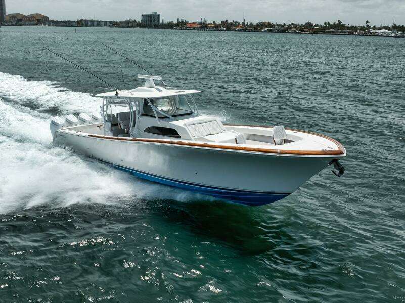 2024 Front Runner 47 CC