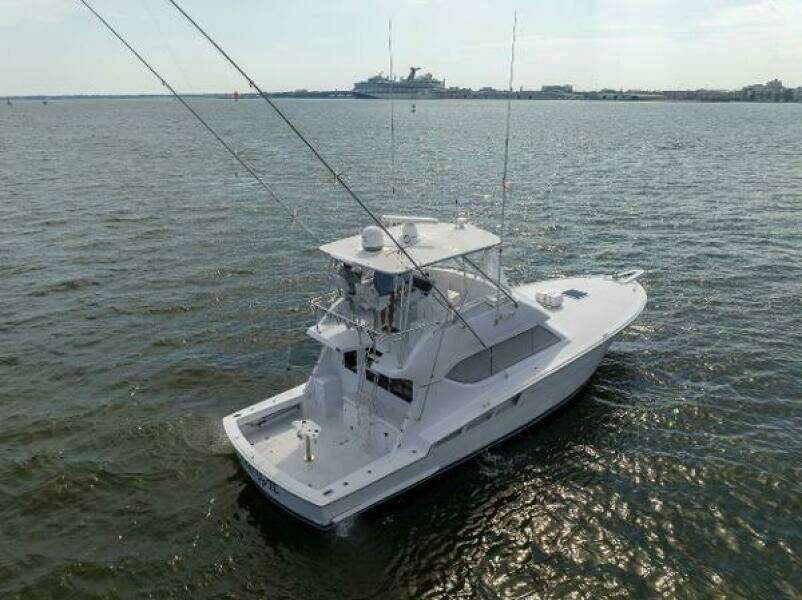 Hatteras 50 Tide Up II - Aerial Profile