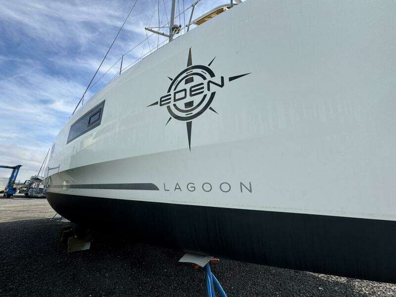 2022 Lagoon 46