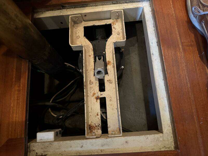 1984 Hans Christian 43 Traditional