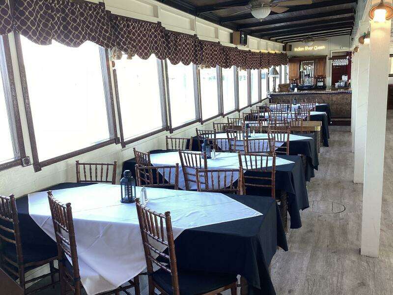 1984 Custom Vinette 99 Paddle Wheel