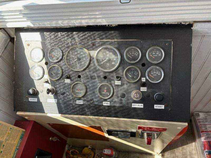 1984 Custom Vinette 99 Paddle Wheel