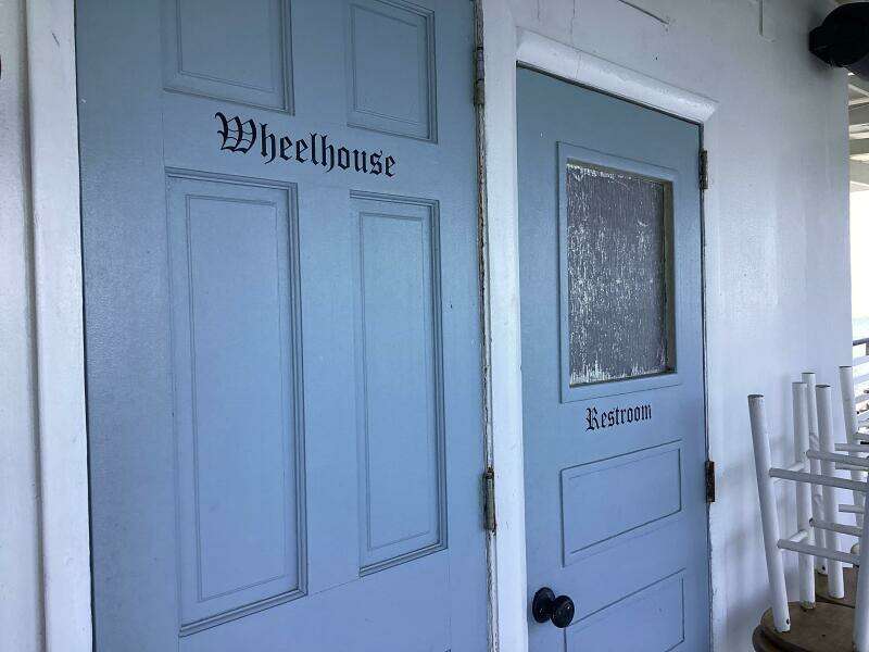 1984 Custom Vinette 99 Paddle Wheel