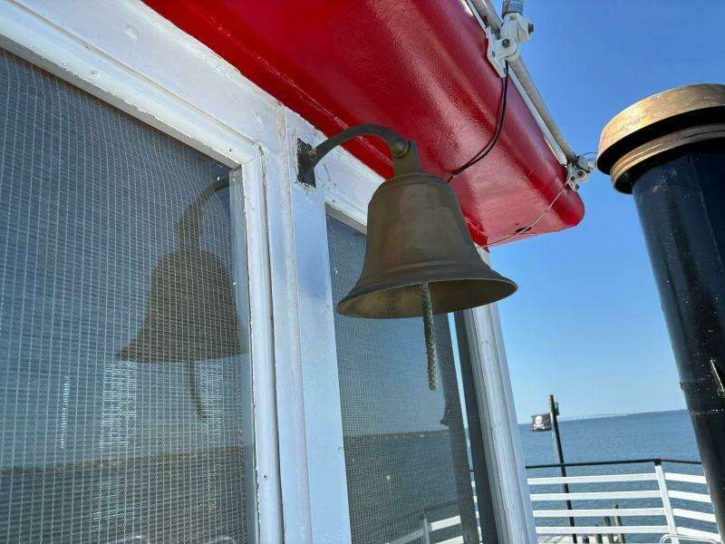 1984 Custom Vinette 99 Paddle Wheel