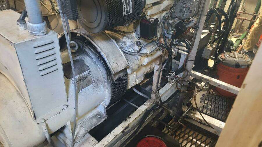 1984 Custom Vinette 99 Paddle Wheel