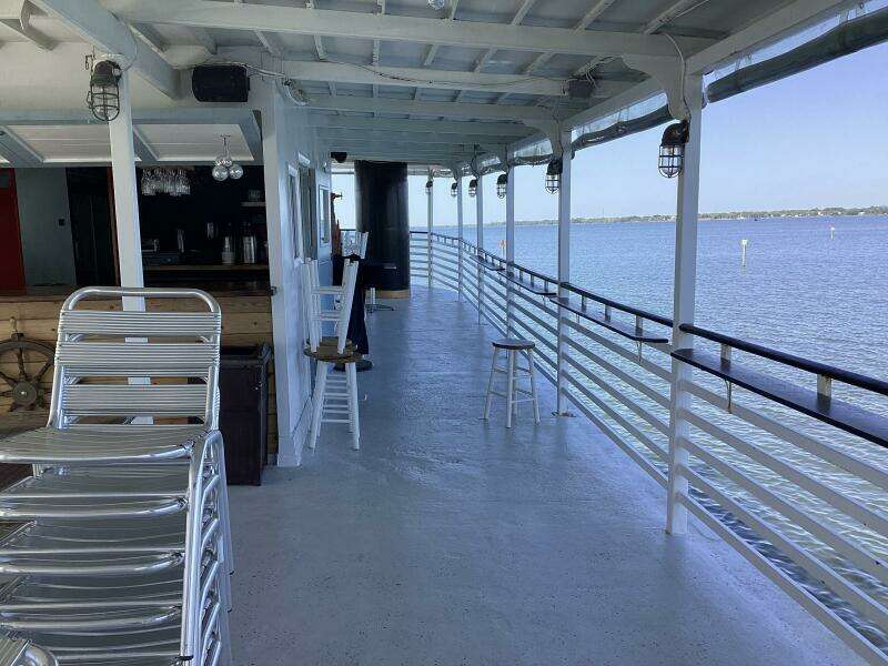 1984 Custom Vinette 99 Paddle Wheel