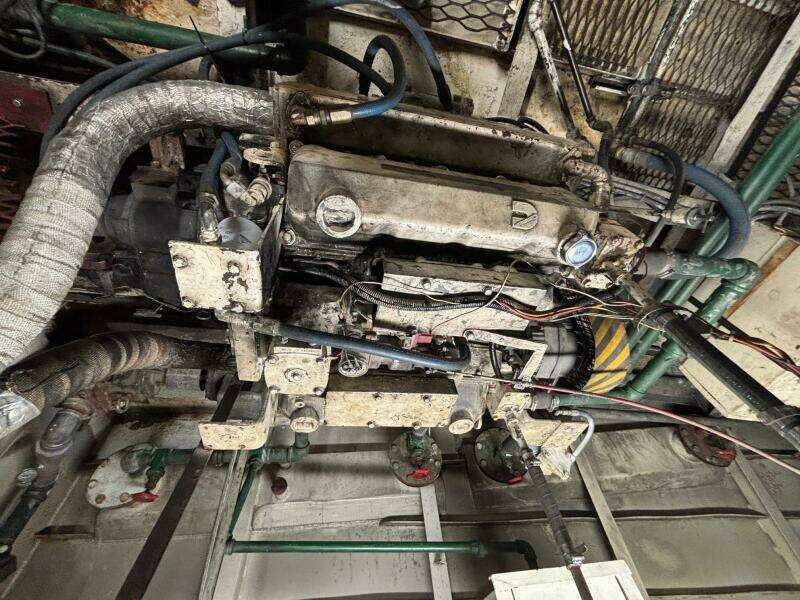 1984 Custom Vinette 99 Paddle Wheel