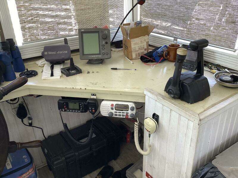 1984 Custom Vinette 99 Paddle Wheel