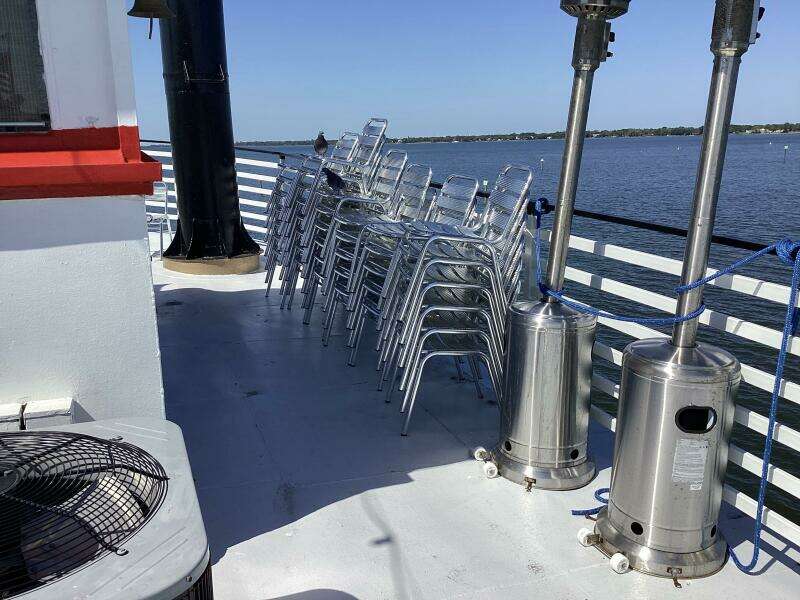 1984 Custom Vinette 99 Paddle Wheel