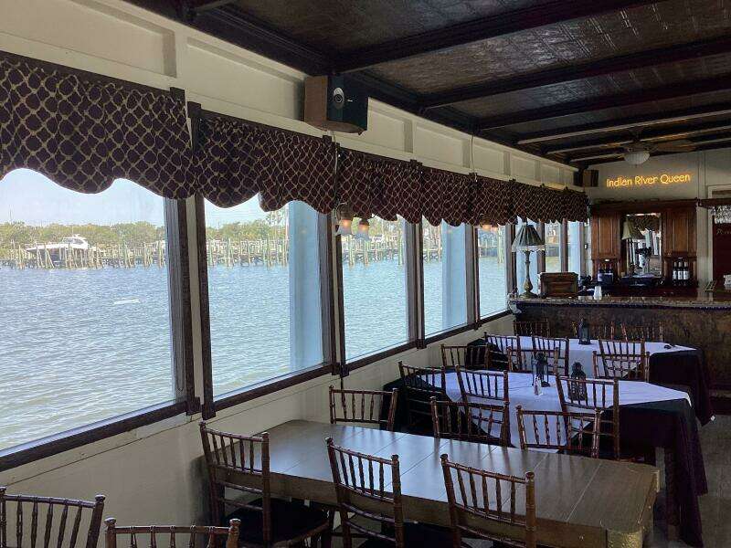 1984 Custom Vinette 99 Paddle Wheel