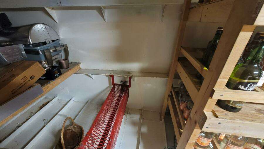 1984 Custom Vinette 99 Paddle Wheel