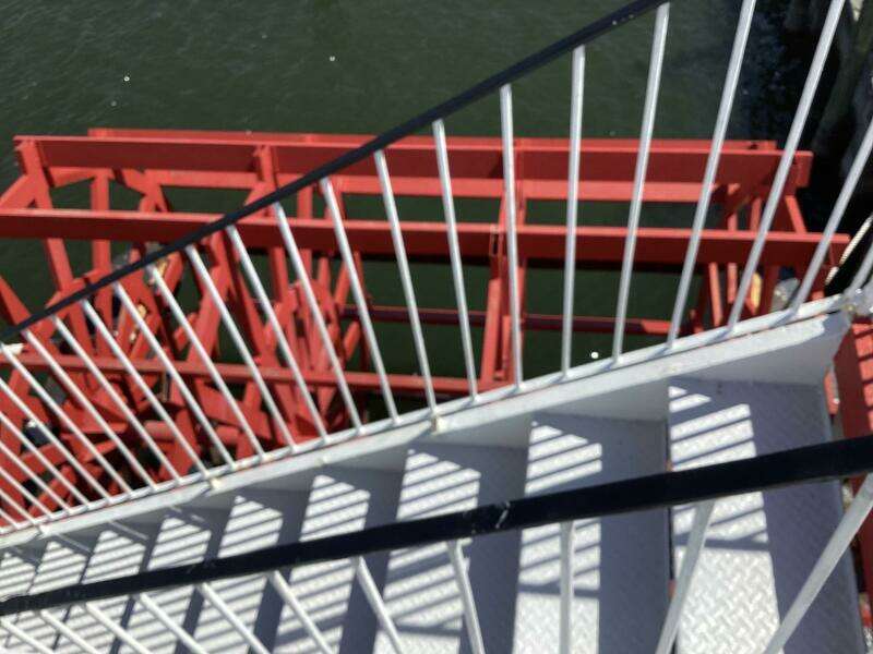 1984 Custom Vinette 99 Paddle Wheel