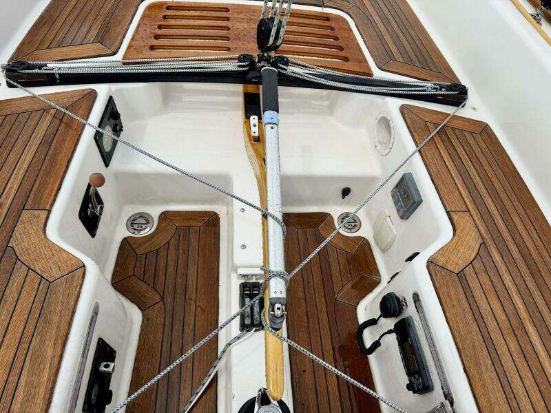 2009 e Sailing Yachts e Sailing Yachts e33