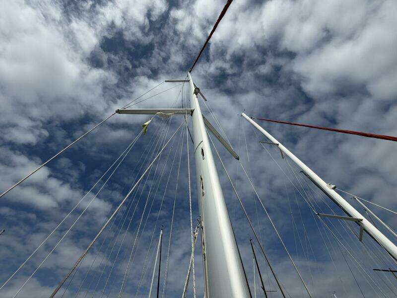 2018 Jeanneau Sun Odyssey 389