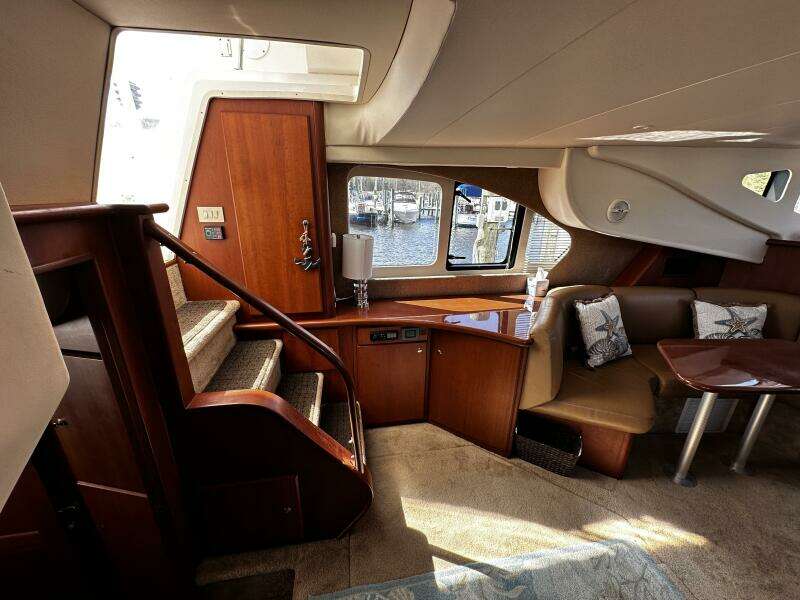 2005 Silverton 35 Motor Yacht