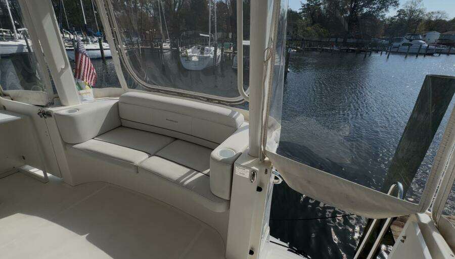 2005 Silverton 35 Motor Yacht