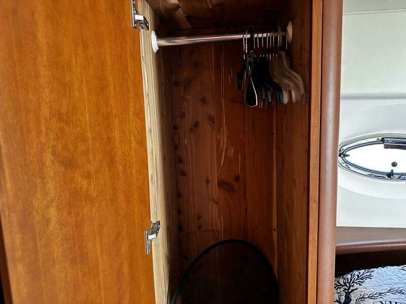 2005 Silverton 35 Motor Yacht