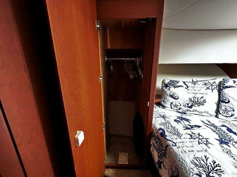 2005 Silverton 35 Motor Yacht