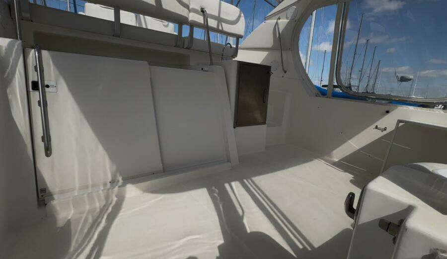 2005 Silverton 35 Motor Yacht