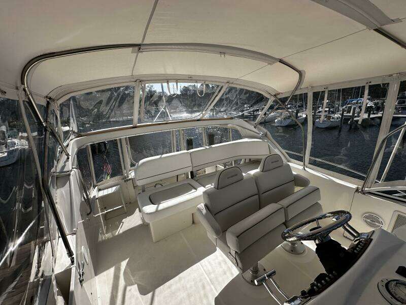 2005 Silverton 35 Motor Yacht