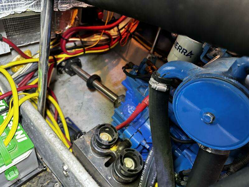 2005 Silverton 35 Motor Yacht