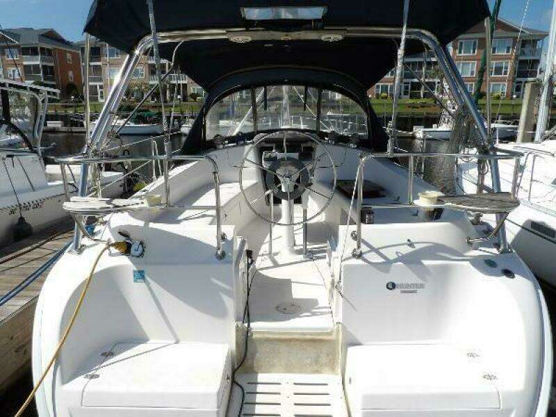 2002 Hunter 356