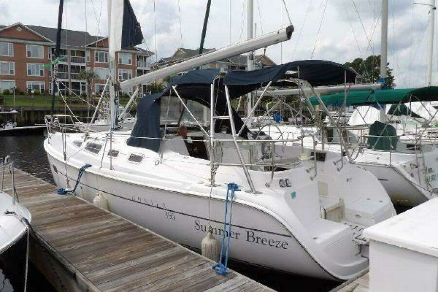 2002 Hunter 356