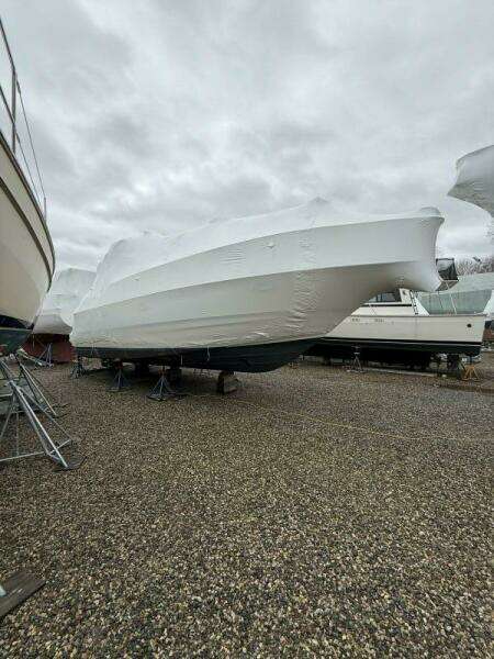 2001 Cruisers 3672 Express