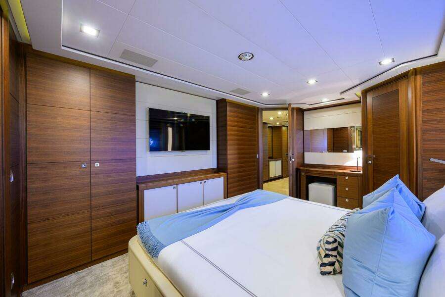 Guest Stateroom - Forward Port