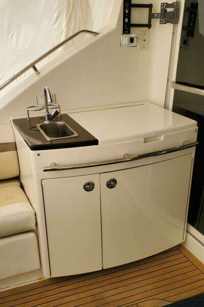 2012 Sea Ray 450 Sedan Bridge