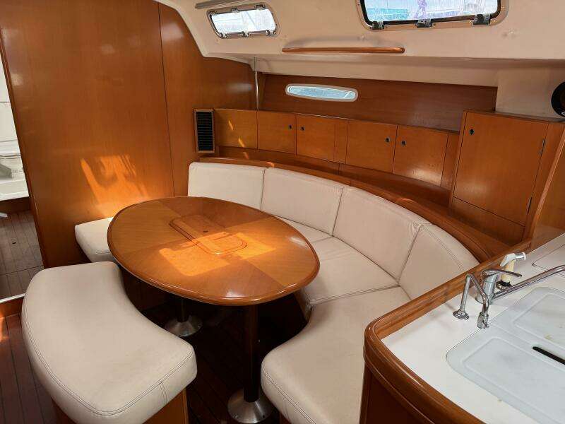 2005 Beneteau First 44.7