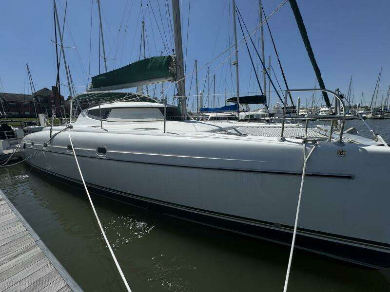 1999 Fountaine Pajot Bahia 46