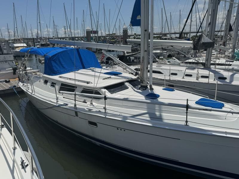 2007 Hunter Deck Salon