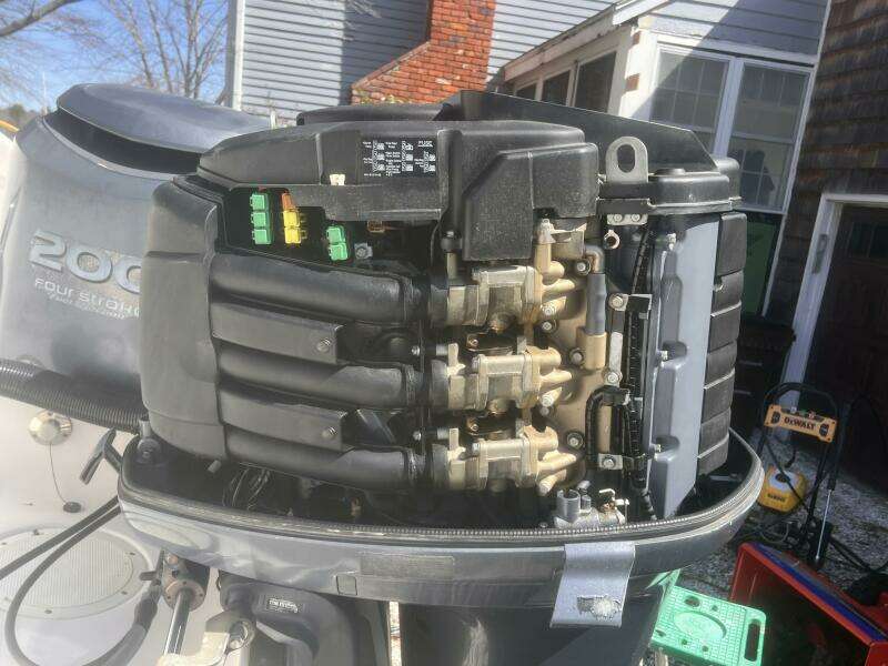 Outboard Internal View 2