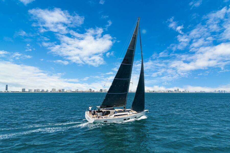 2017 Grand Soleil 52 Long Cruise