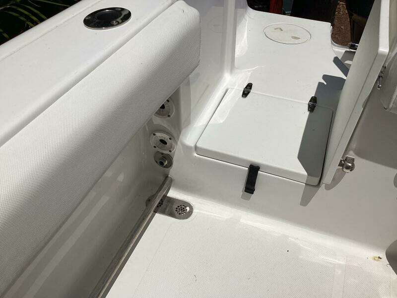 2018 Sea Hunt 27 Gamefish