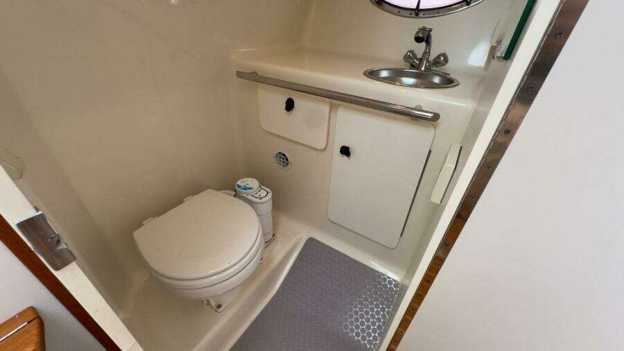 2005 Tiara Yachts 2900 Open