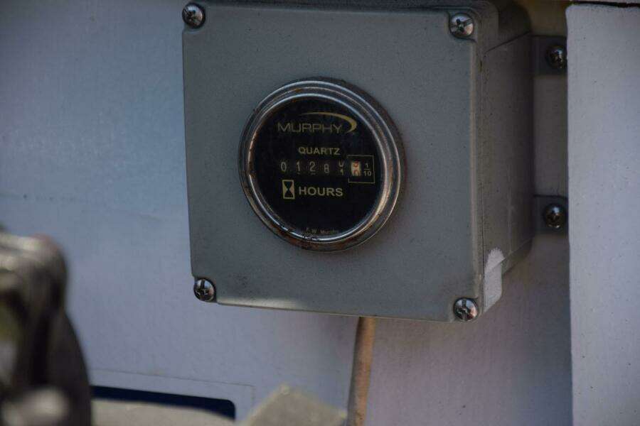 Port Side Hour Meter Reading 1281