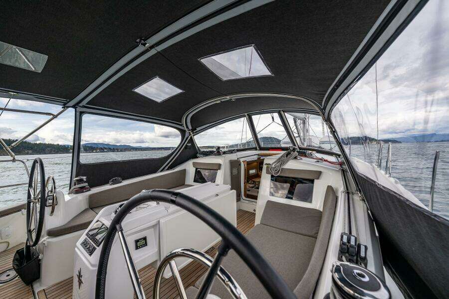 2022 Jeanneau Sun Odyssey 410
