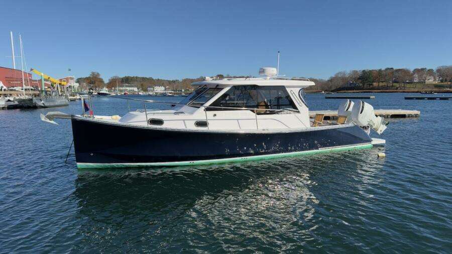 2022 True North 34 Outboard Express