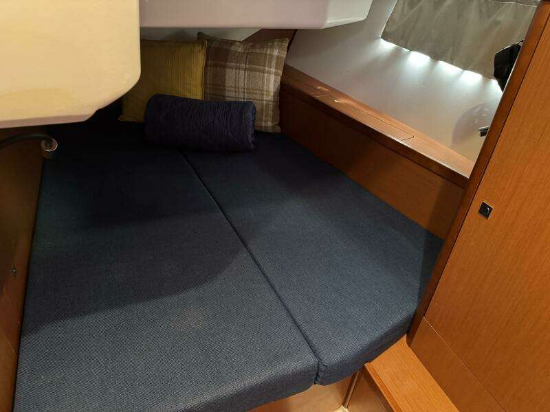 2016 Beneteau Oceanis 45