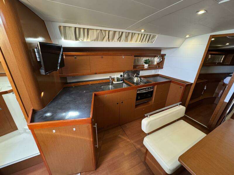 2016 Beneteau Oceanis 45