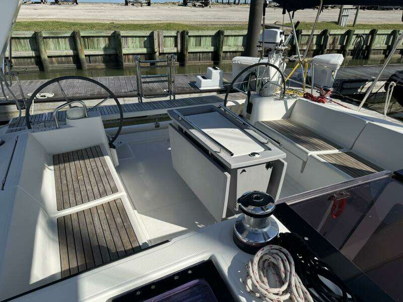 2016 Beneteau Oceanis 45