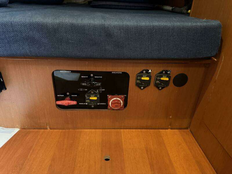 2016 Beneteau Oceanis 45